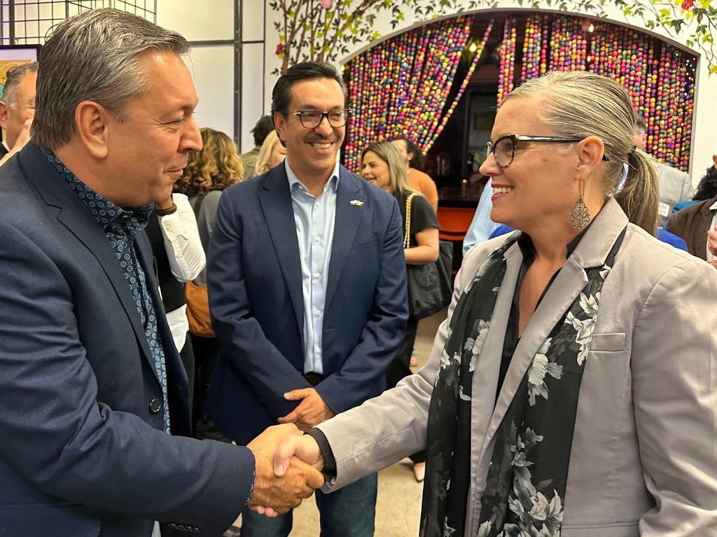 Reunión con la Gobernadora de Arizona, Katie Hobbs